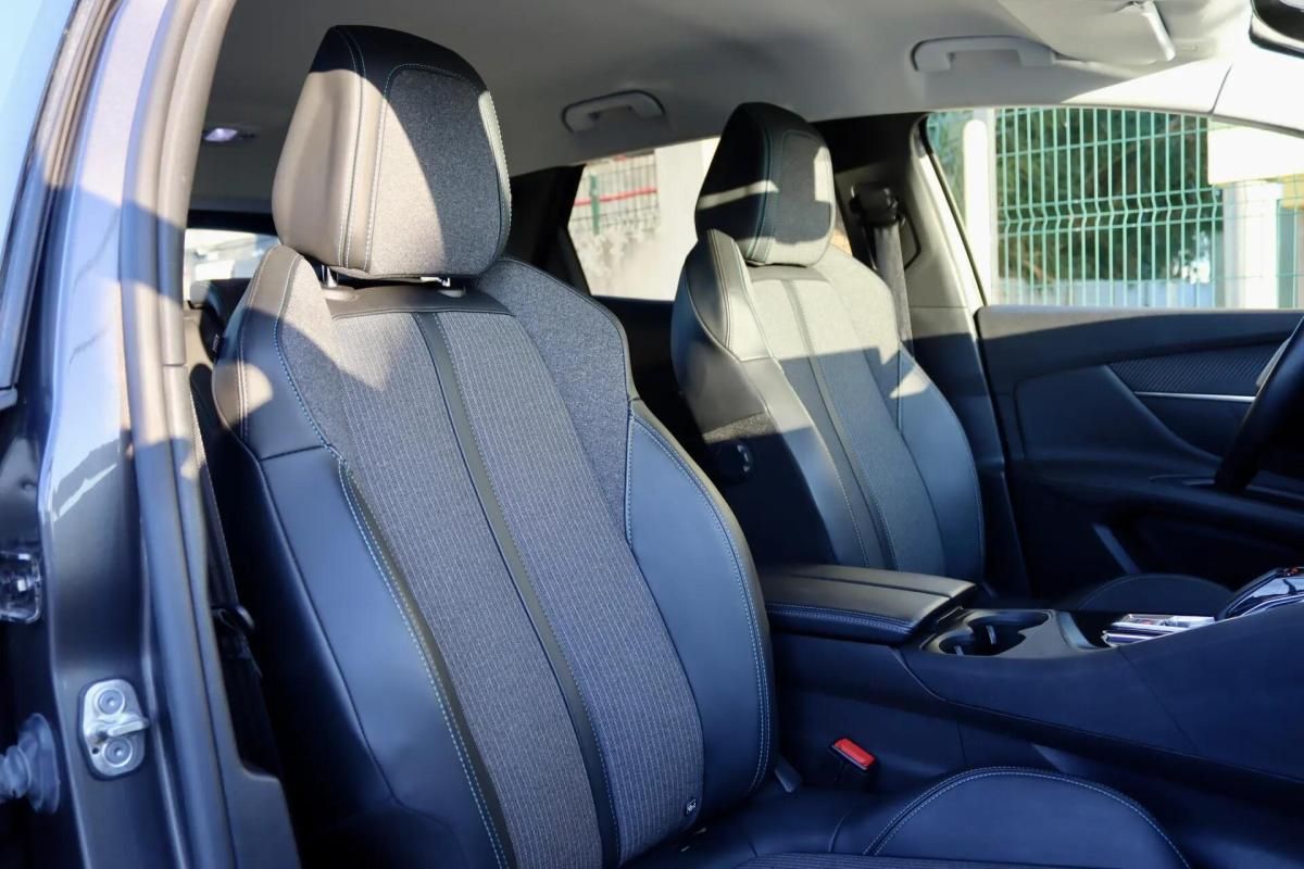 peugeot-3008-2023-hibrido-a-gasolina-1598cc