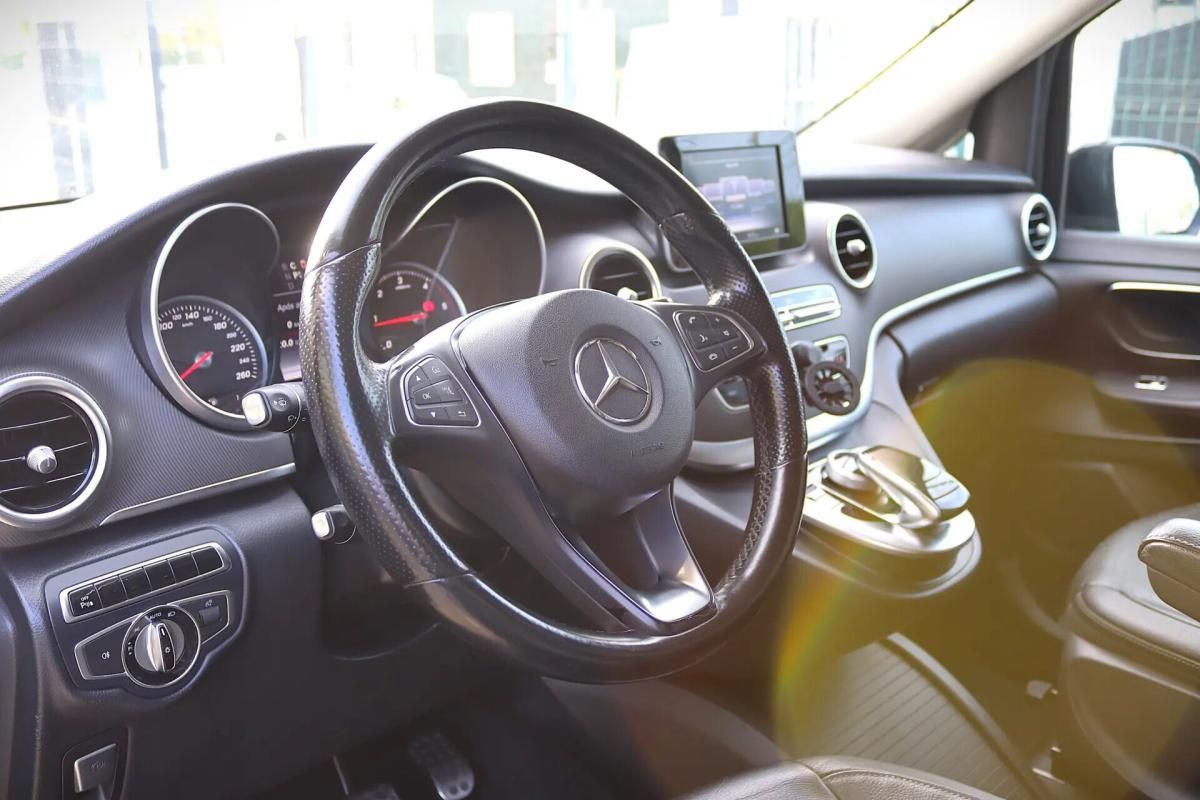 mercedes-benz-classe-v-v-220d-2016-diesel-2143cc