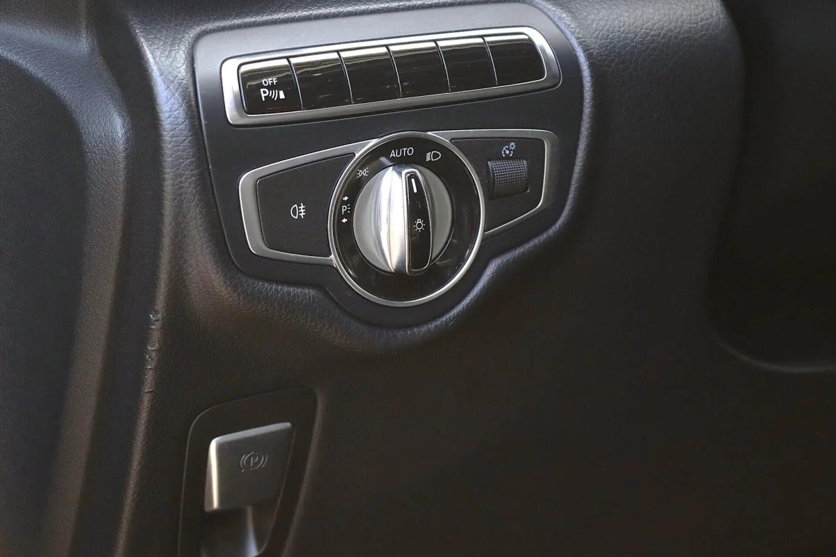 mercedes-benz-classe-v-v-220d-2016-diesel-2143cc