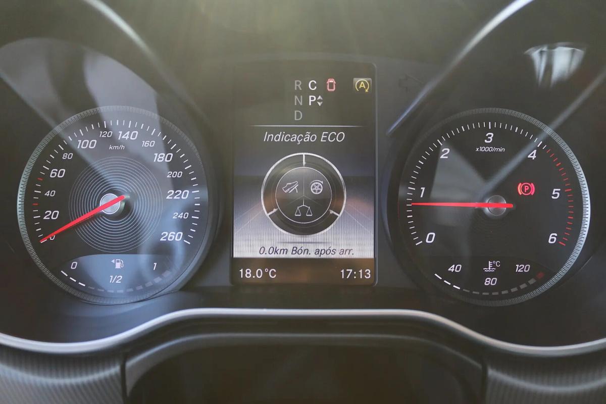 mercedes-benz-classe-v-v-220d-2016-diesel-2143cc