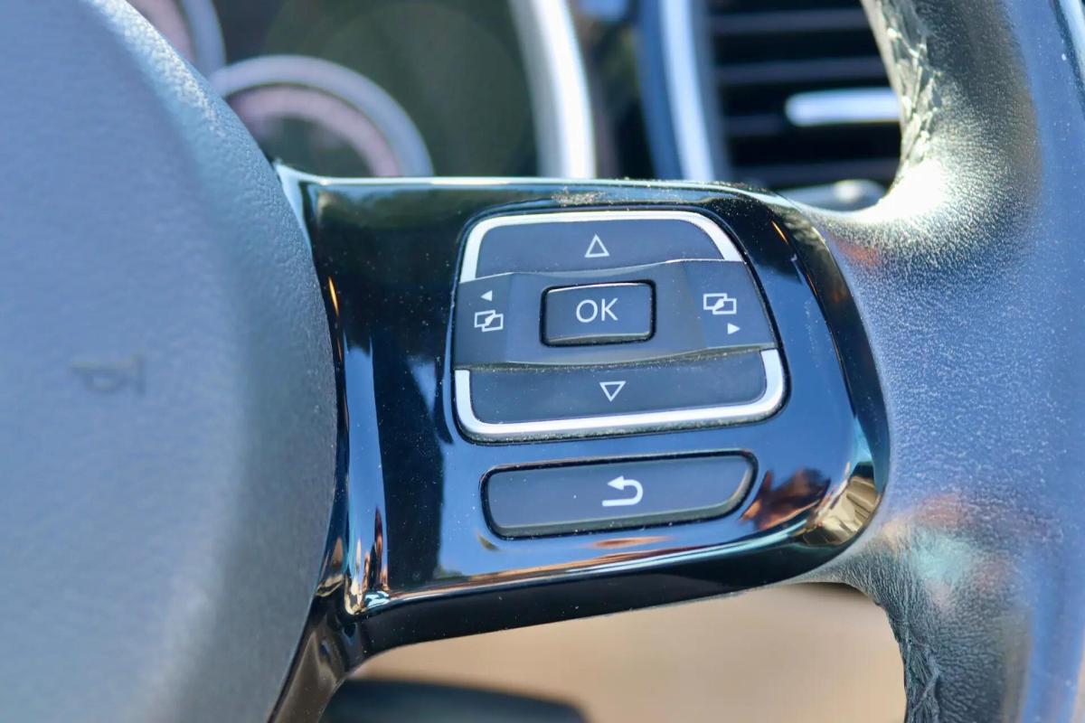 volkswagen-beetle-2014-diesel-1598cc