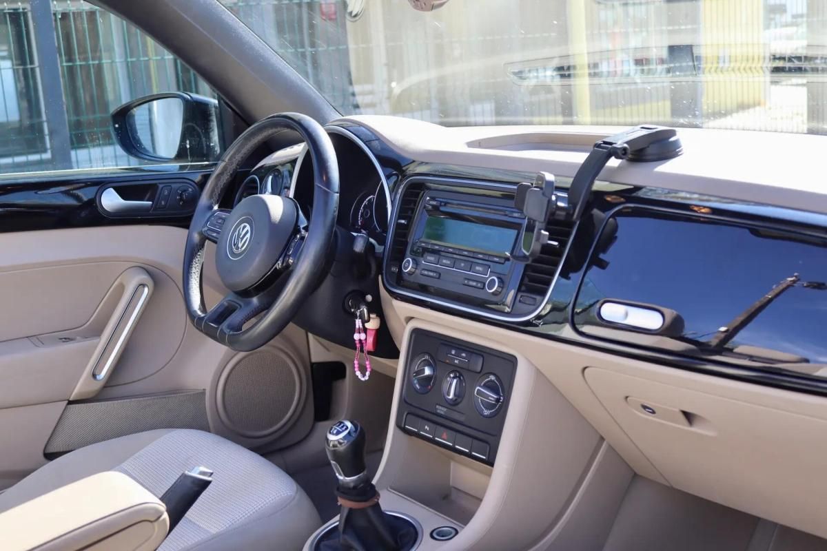 volkswagen-beetle-2014-diesel-1598cc