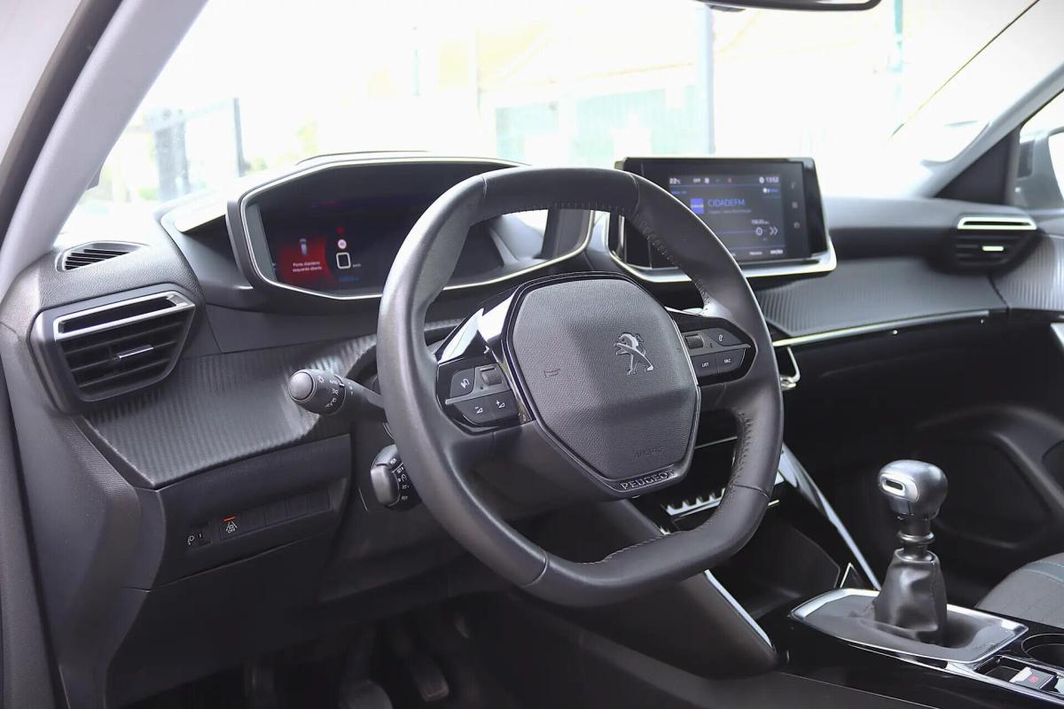 peugeot-2008-2022-gasolina-1199cc