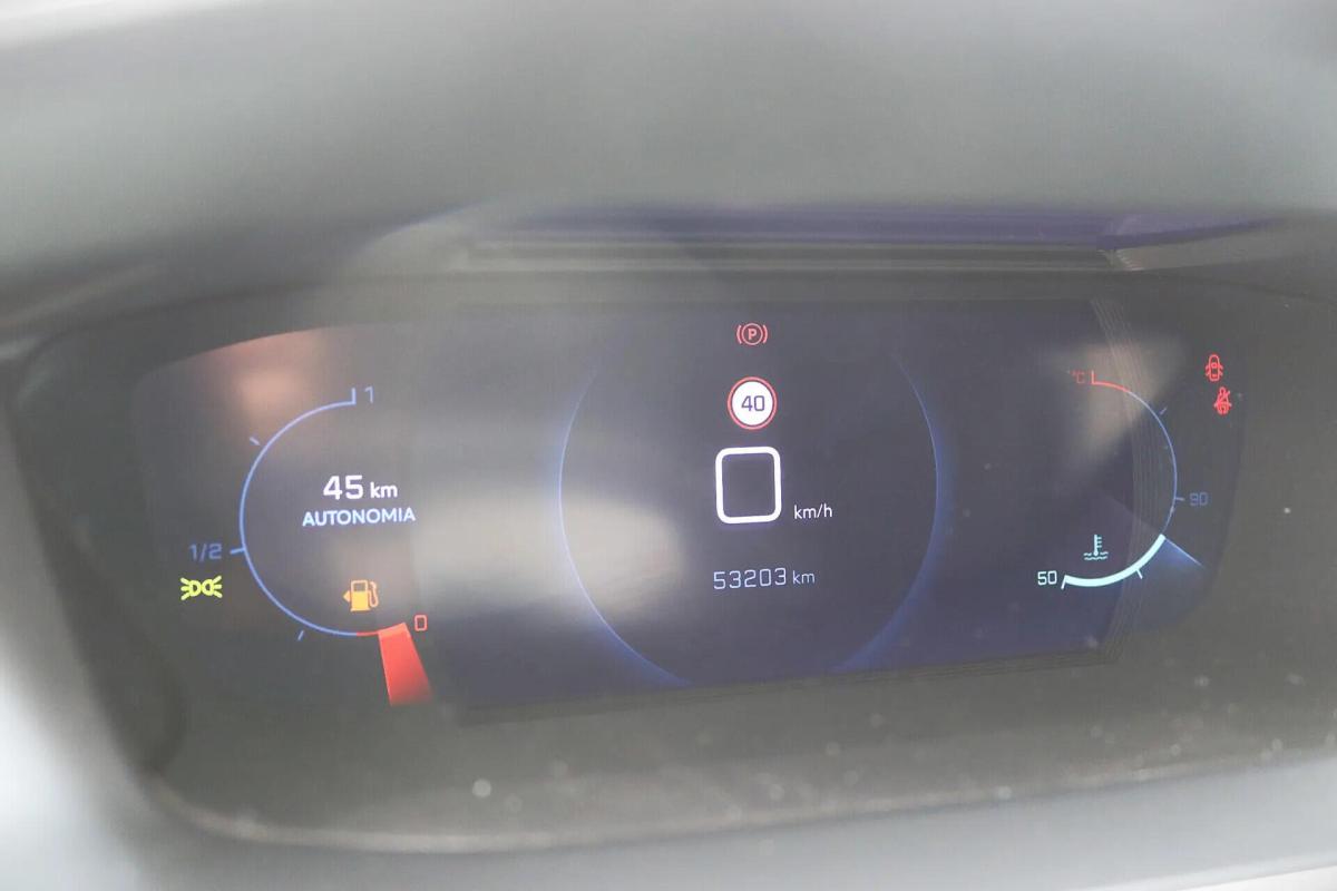 peugeot-2008-2022-gasolina-1199cc
