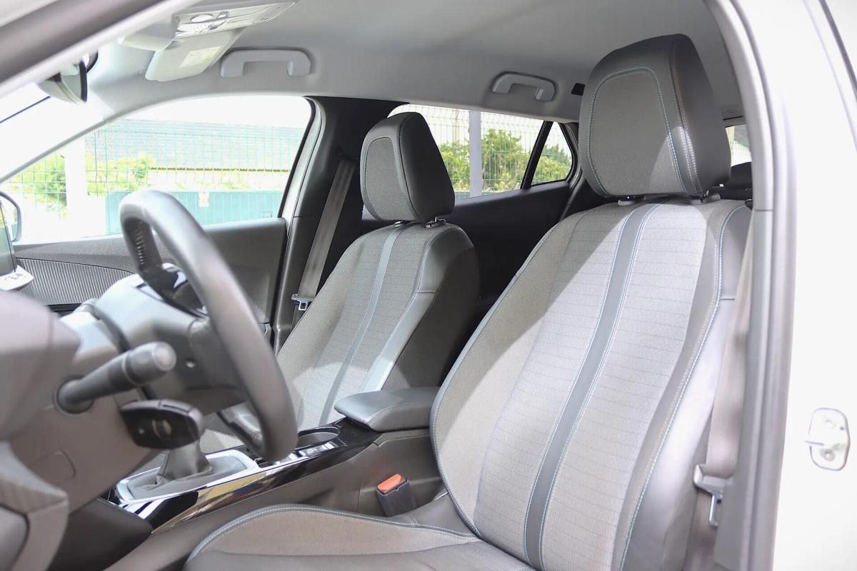 peugeot-2008-2022-gasolina-1199cc