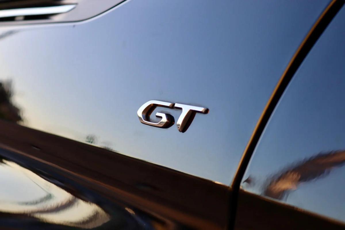 peugeot-5008-2021-gasolina-1199cc