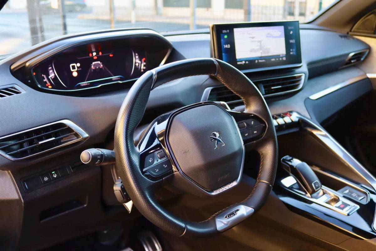 peugeot-5008-2021-gasolina-1199cc