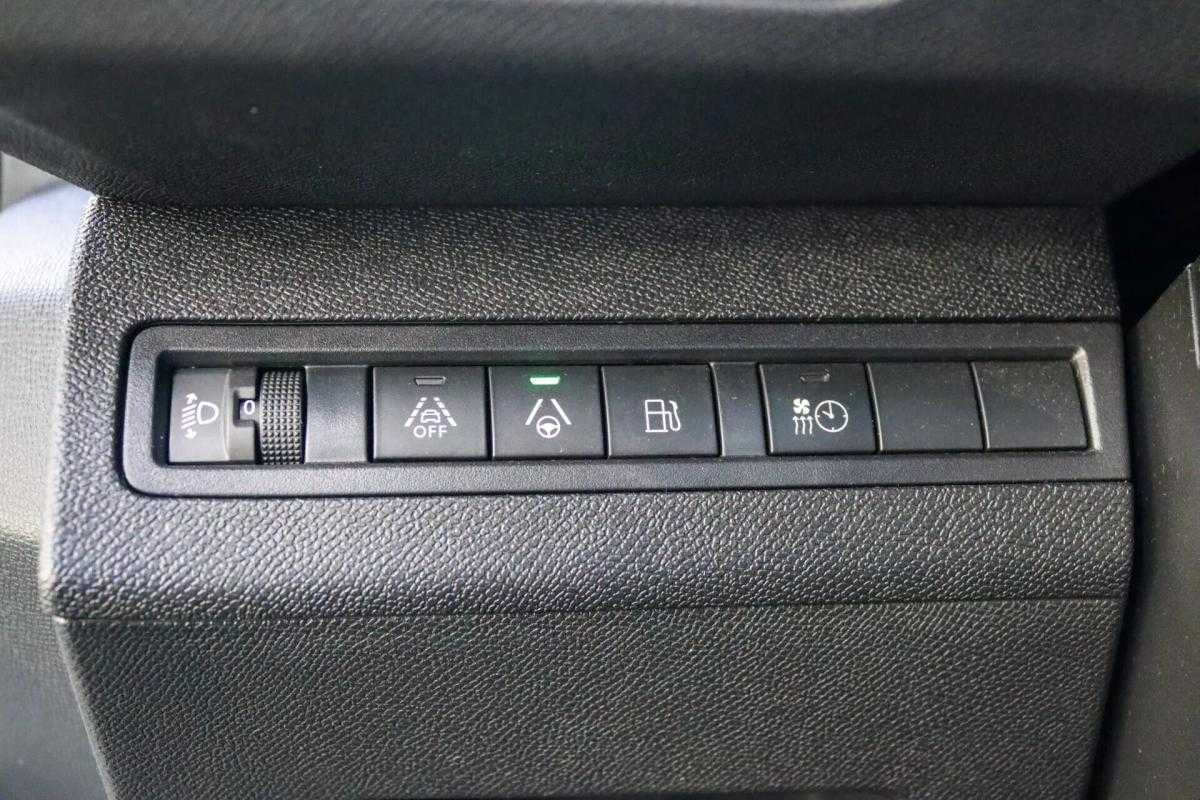 peugeot-3008-2022-hibrido-a-gasolina-1598cc