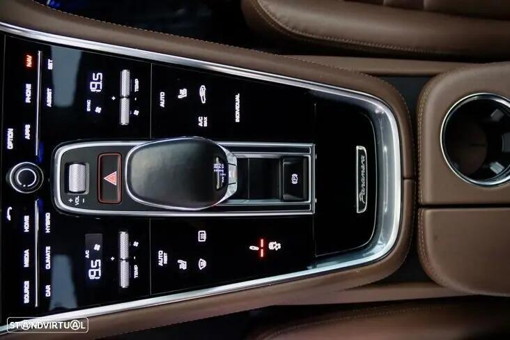 porsche-panamera-2018-hibrido-a-gasolina-2894cc