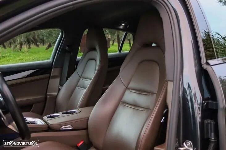 porsche-panamera-2018-hibrido-a-gasolina-2894cc