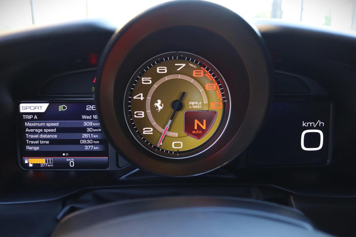 ferrari-f8-tributo-2022-gasolina-3902cc