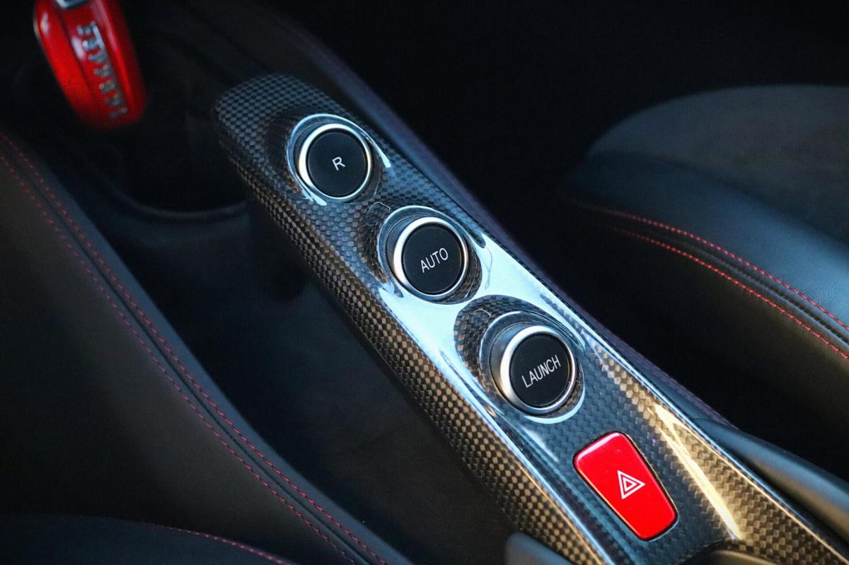 ferrari-f8-tributo-2022-gasolina-3902cc