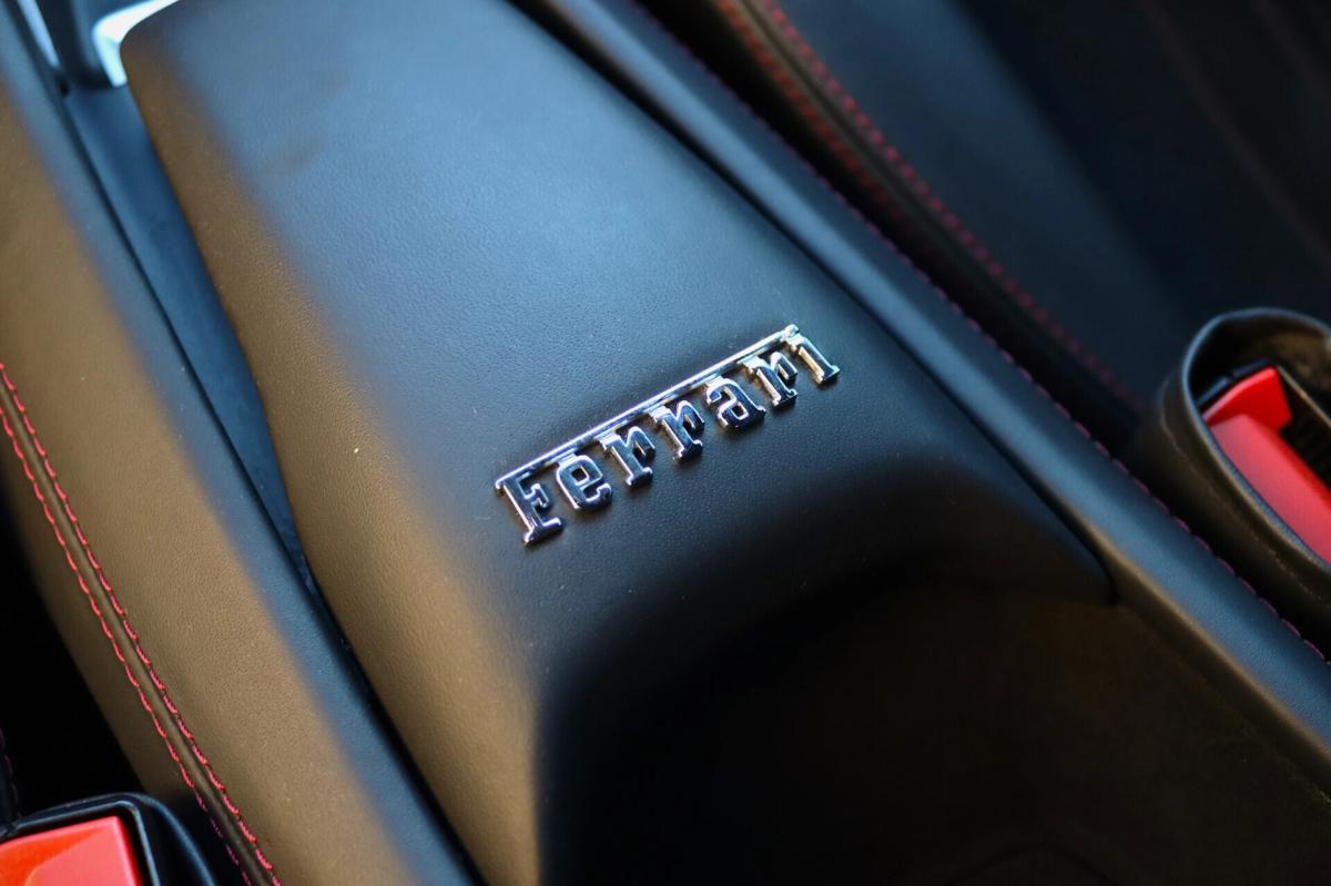 ferrari-f8-tributo-2022-gasolina-3902cc