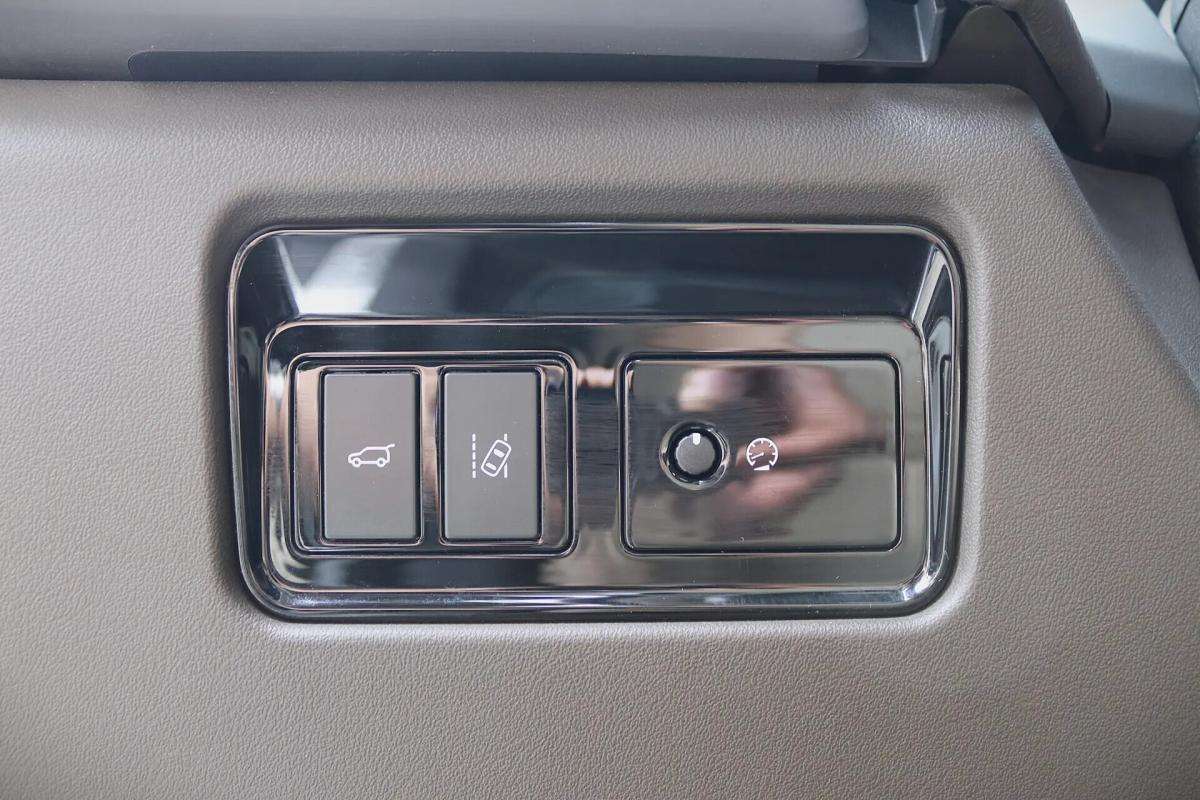 jaguar-f-pace-2018-diesel-1999cc