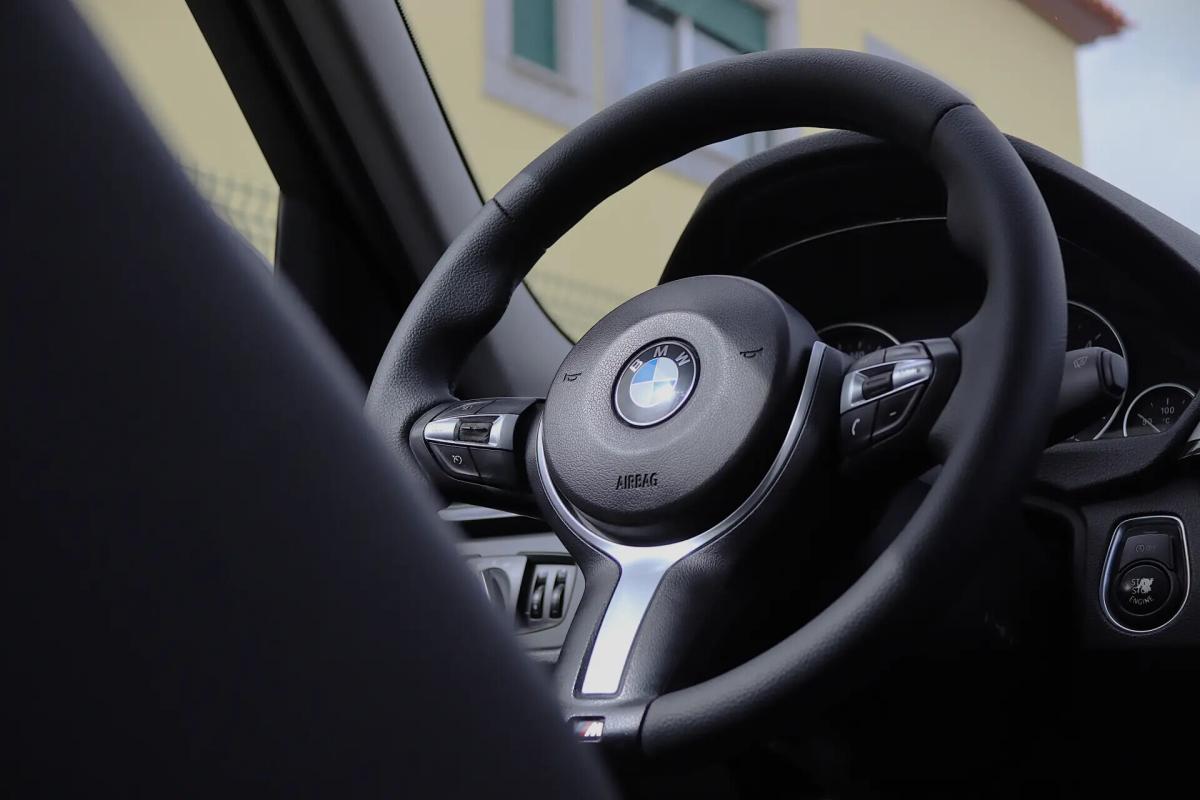 bmw-serie-3-318d-touring-2013-diesel-1995cc