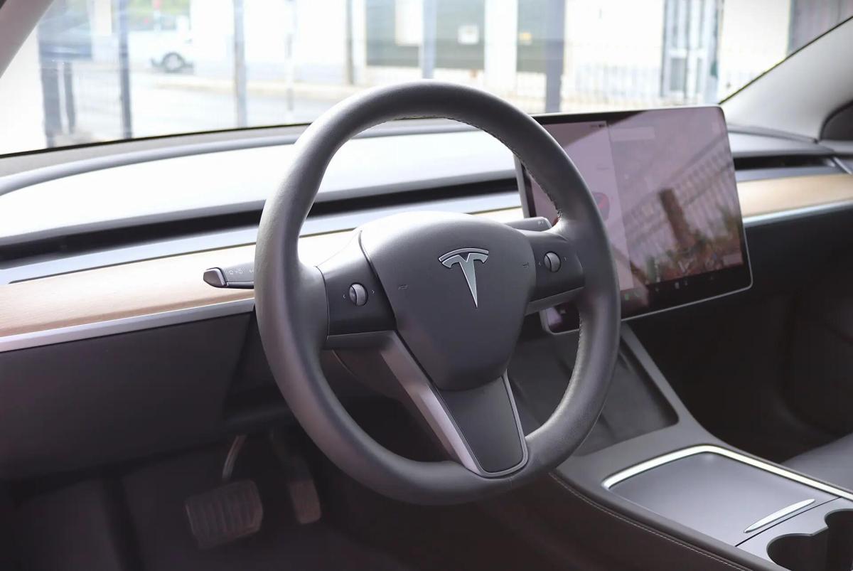 tesla-model-3-2021-eletrico-0cc