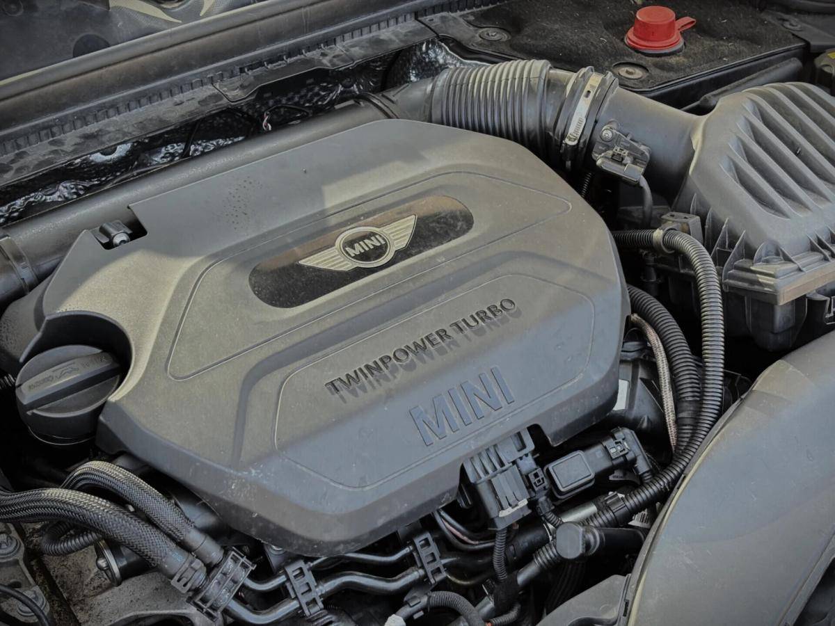 mini-cooper-d-2015-diesel-1496cc