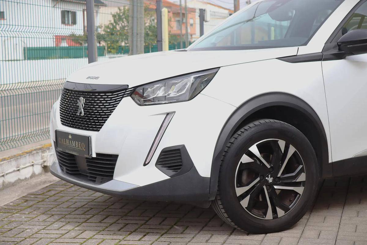peugeot-2008-2022-gasolina-1199cc
