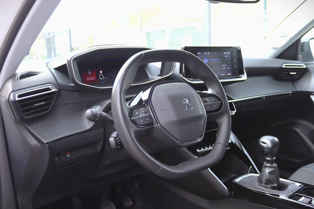 peugeot-2008-2022-gasolina-1199cc