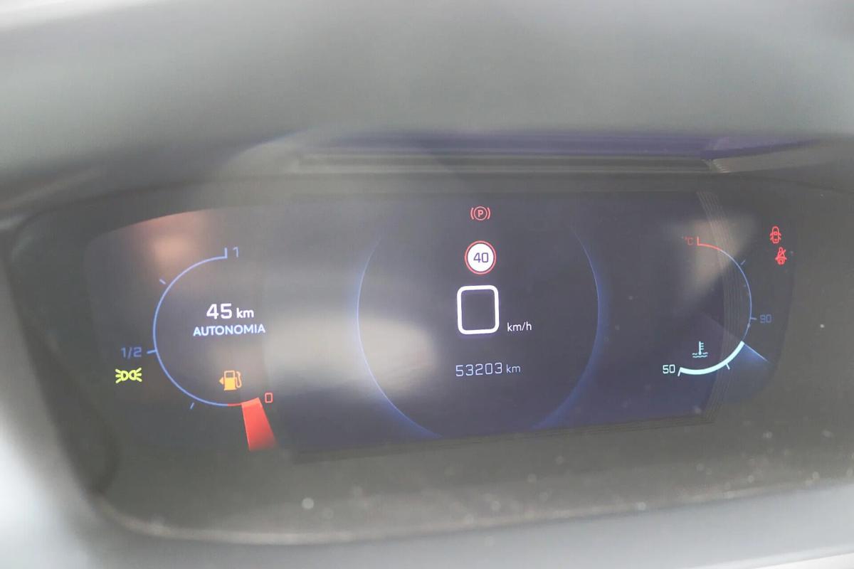 peugeot-2008-2022-gasolina-1199cc