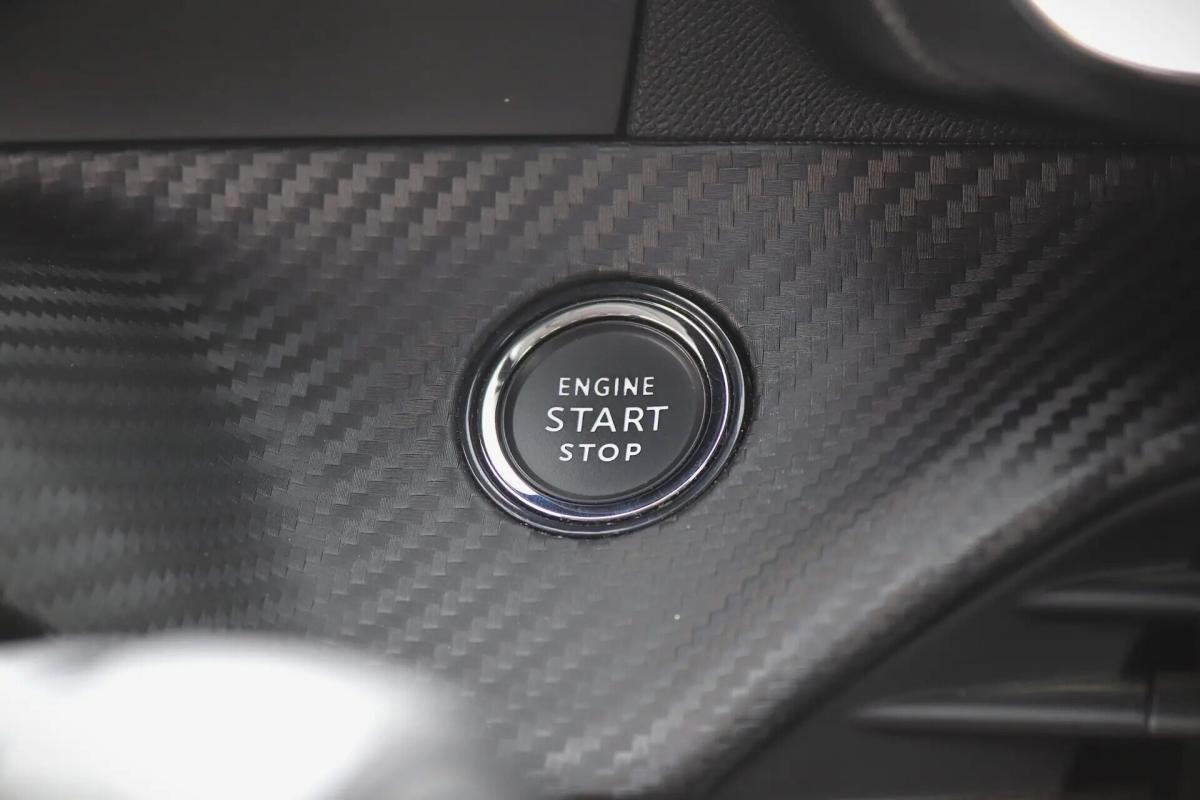 peugeot-2008-2022-gasolina-1199cc