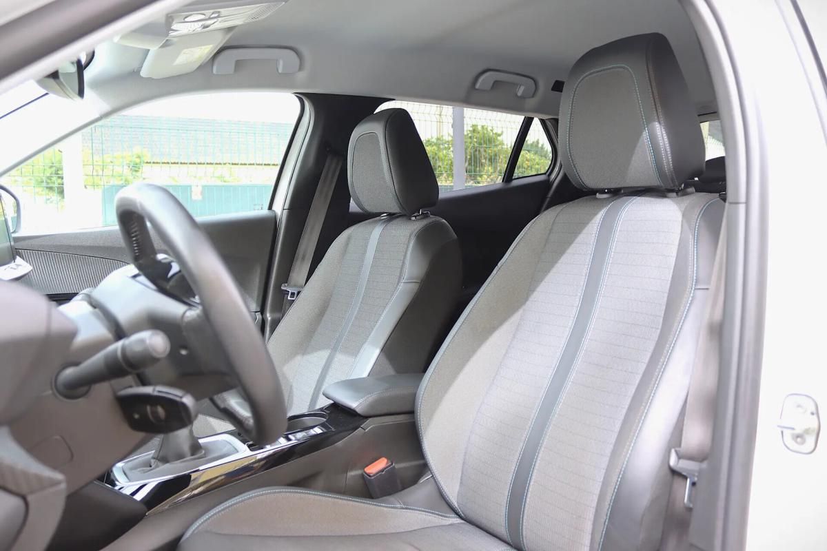 peugeot-2008-2022-gasolina-1199cc