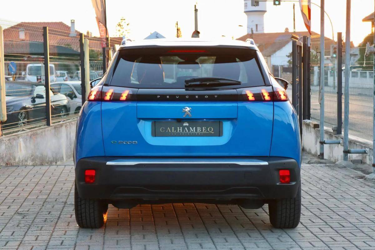 peugeot-e-2008-2022-eletrico-0cc