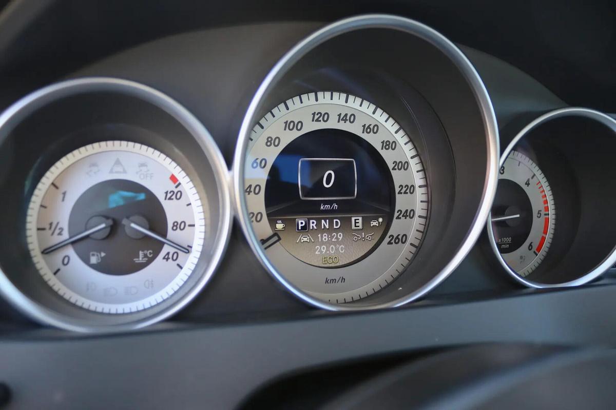 mercedes-benz-classe-c-c-250-cdi-2013-diesel-2143cc