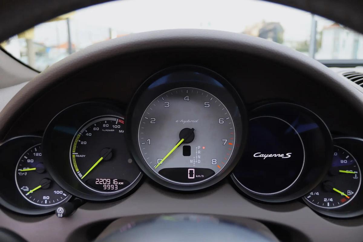 porsche-cayenne-2015-hibrido-a-gasolina-2995cc