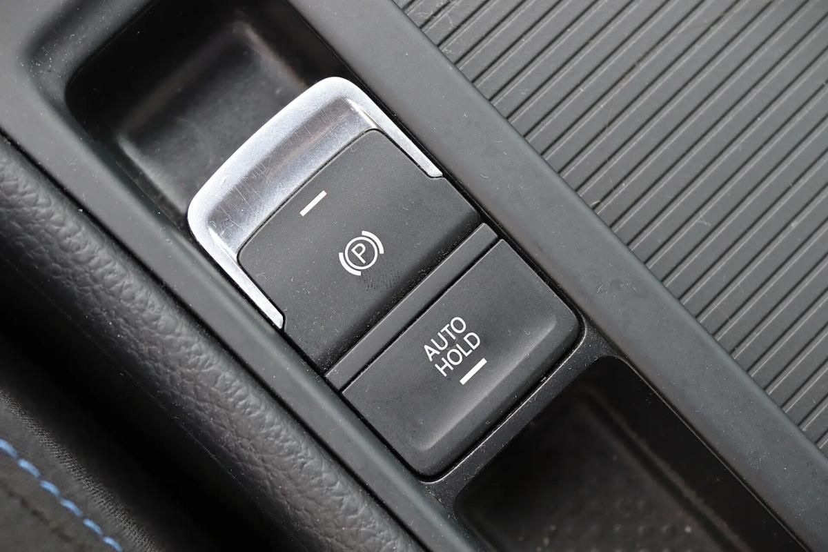 volkswagen-golf-2015-hibrido-a-gasolina-1395cc