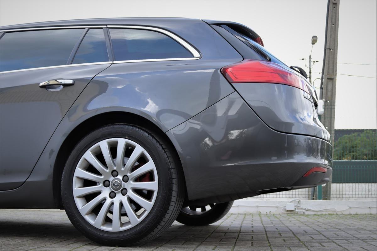opel-insignia-sports-tourer-2010-diesel-1956cc