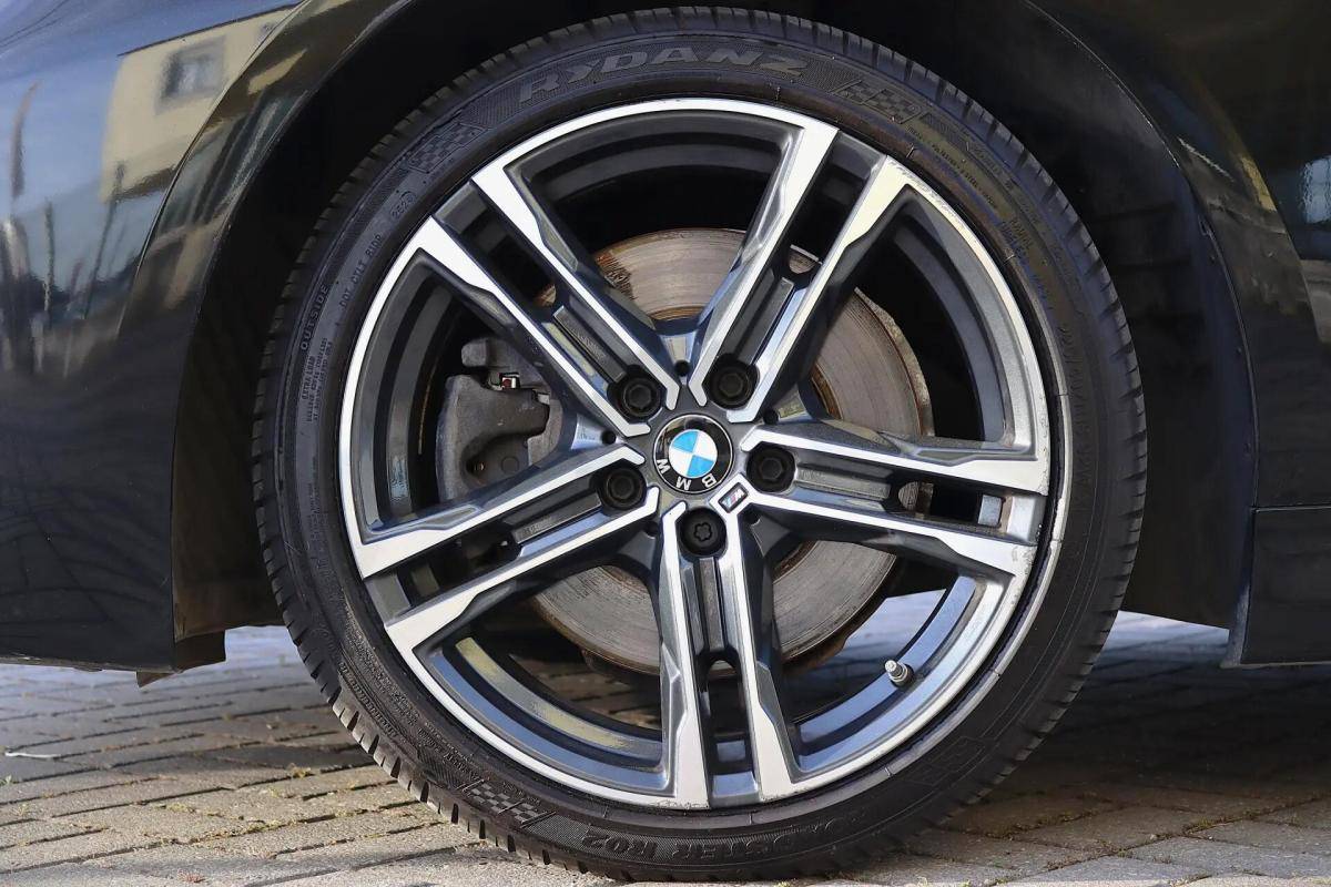 bmw-serie-1-120-2020-diesel-1995cc