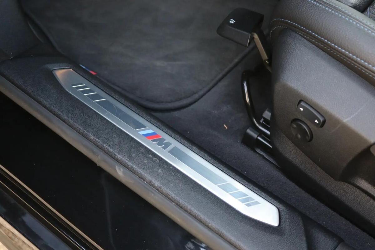 bmw-serie-1-120-2020-diesel-1995cc