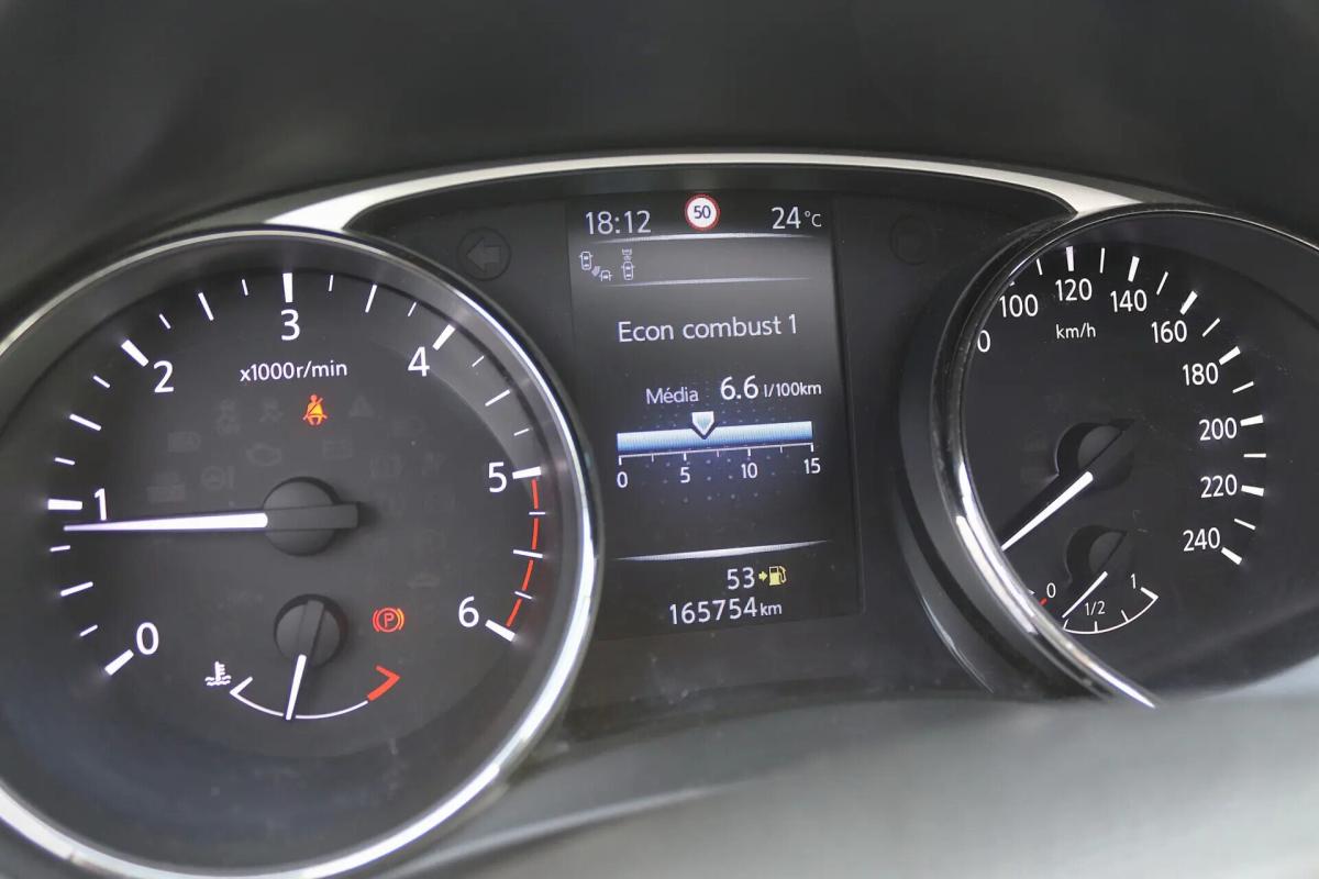 nissan-x-trail-2015-diesel-1598cc