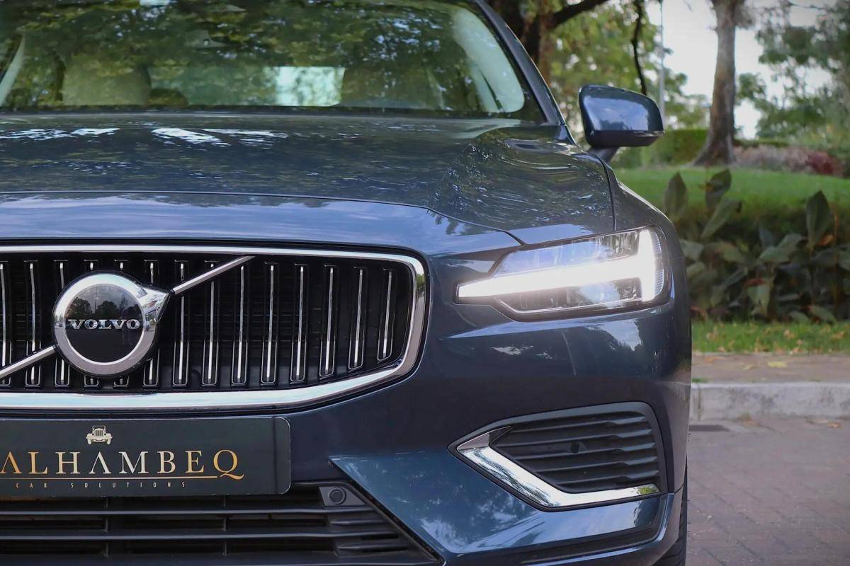 volvo-s60-2023-hibrido-a-gasolina-1969cc