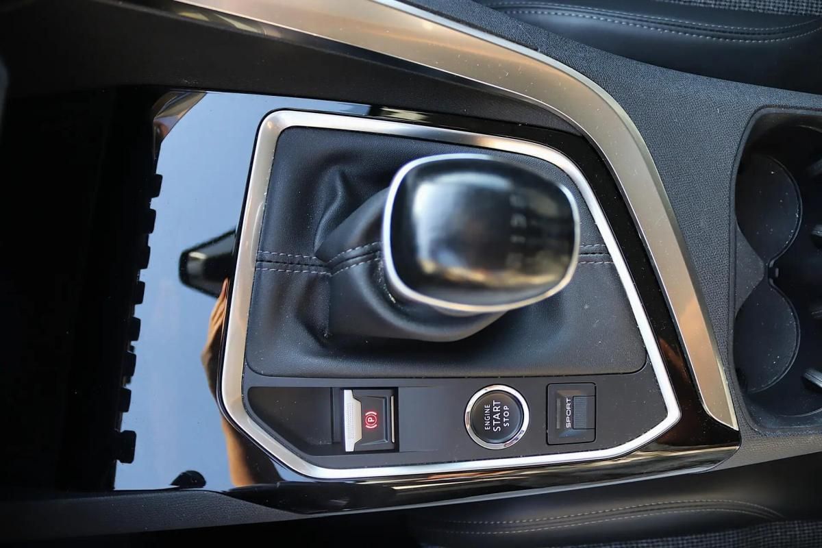 peugeot-3008-2019-diesel-1499cc