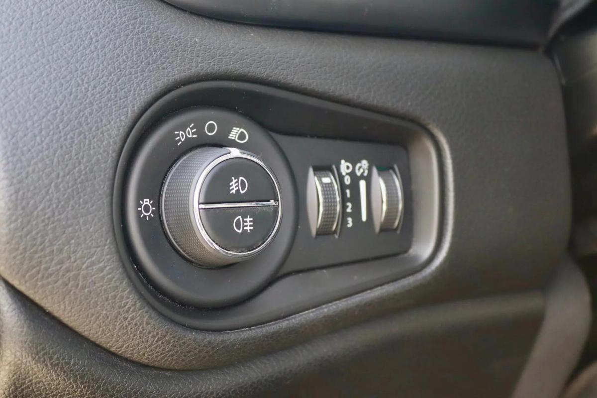 jeep-renegade-2014-diesel-1598cc