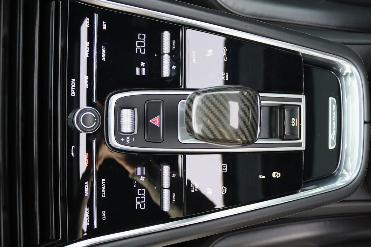 porsche-panamera-2017-diesel-3956cc