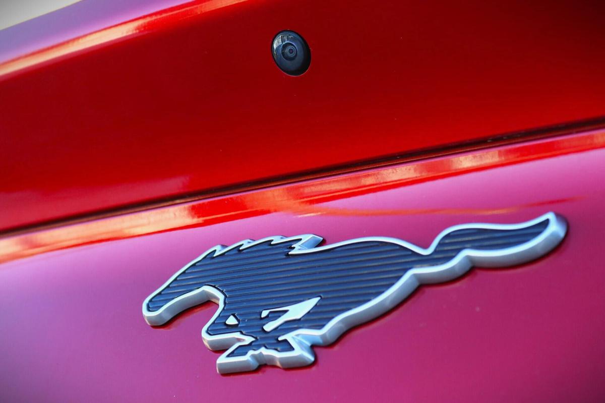 ford-mustang-mach-e-2022-eletrico-0cc