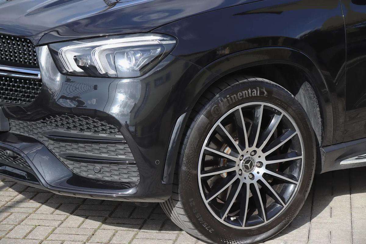 mercedes-benz-gle-300-d-4matic-2023-diesel-1950cc