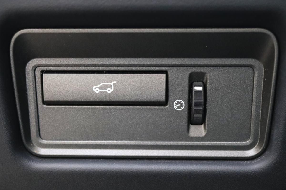 land-rover-range-rover-evoque-2015-diesel-2179cc