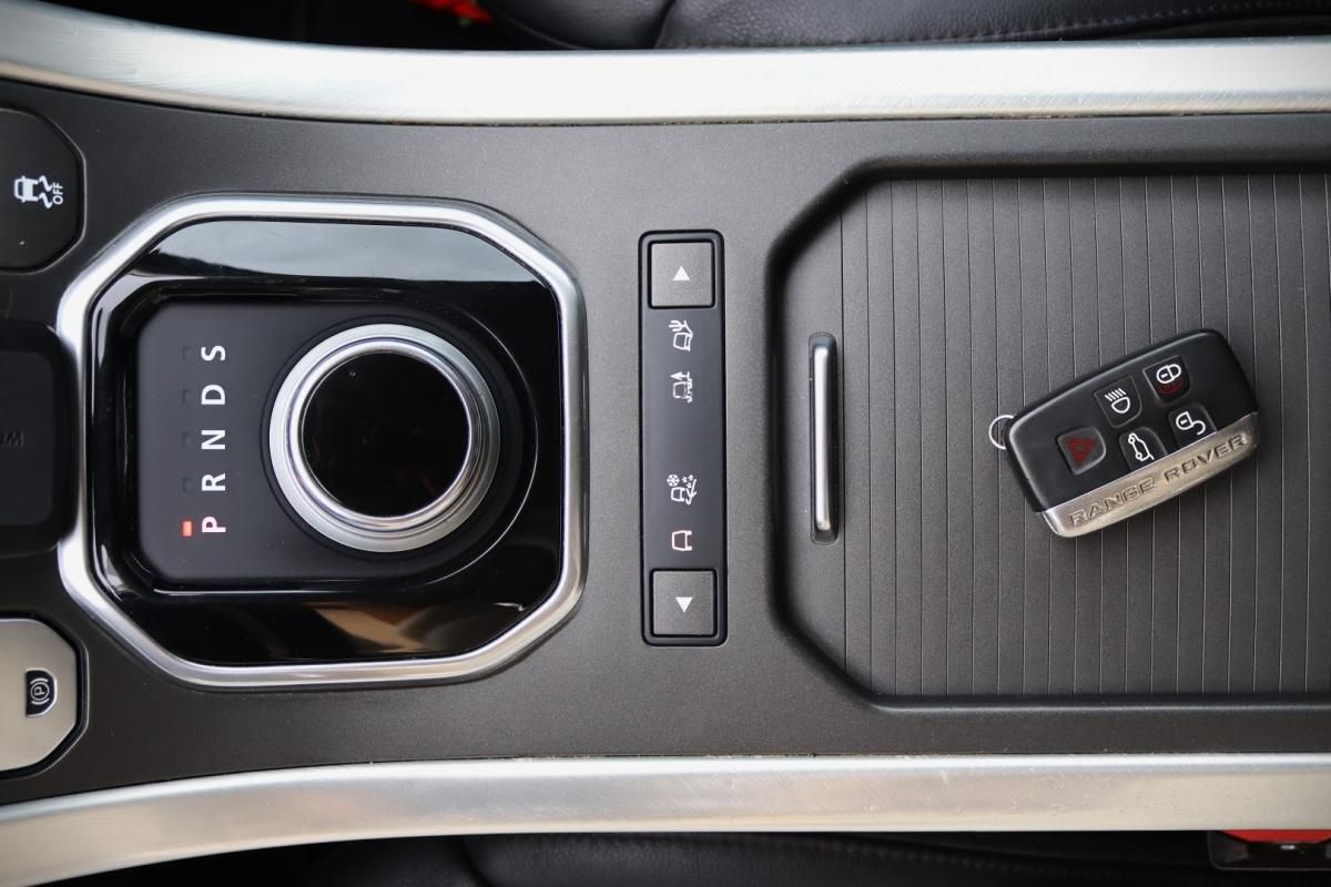 land-rover-range-rover-evoque-2015-diesel-2179cc
