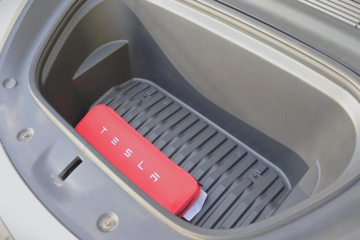 tesla-model-y-2023-eletrico-0cc