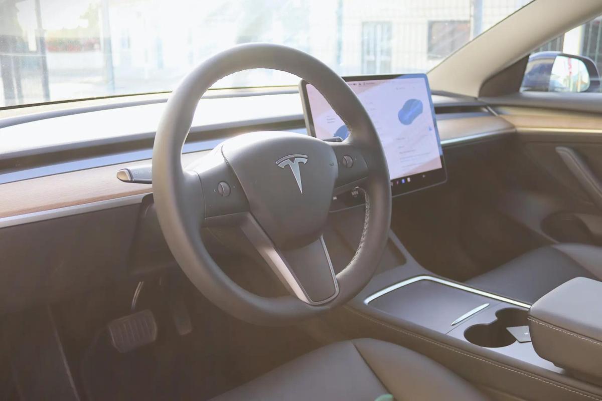 tesla-model-3-2021-eletrico-0cc