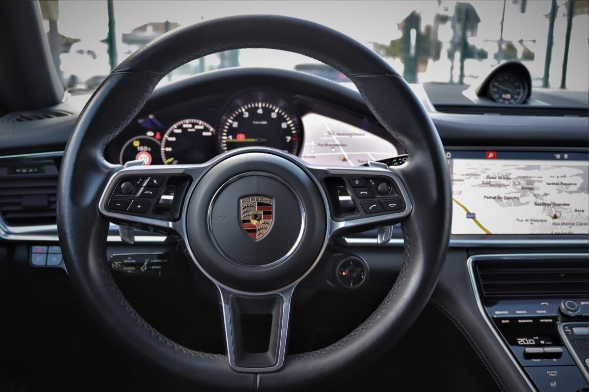 porsche-panamera-sport-turismo-2018-hibrido-2894cc