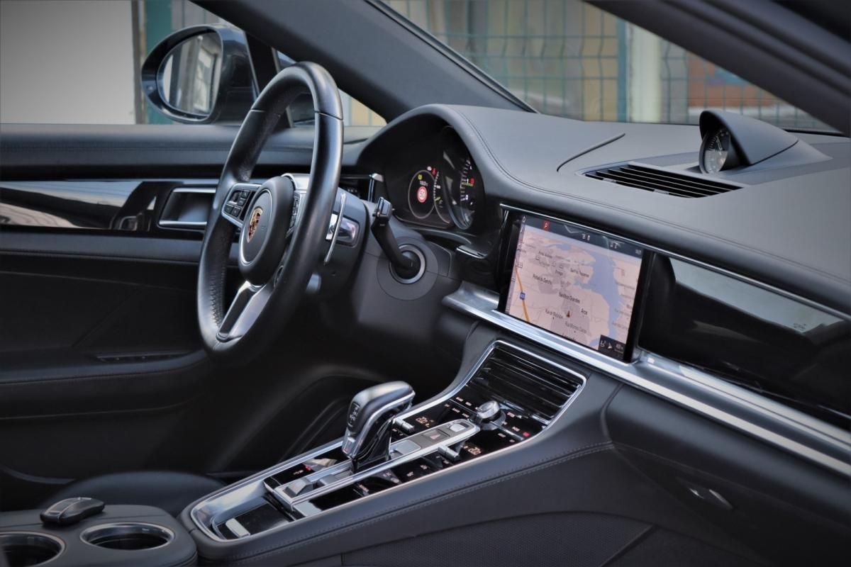 porsche-panamera-sport-turismo-2018-hibrido-2894cc