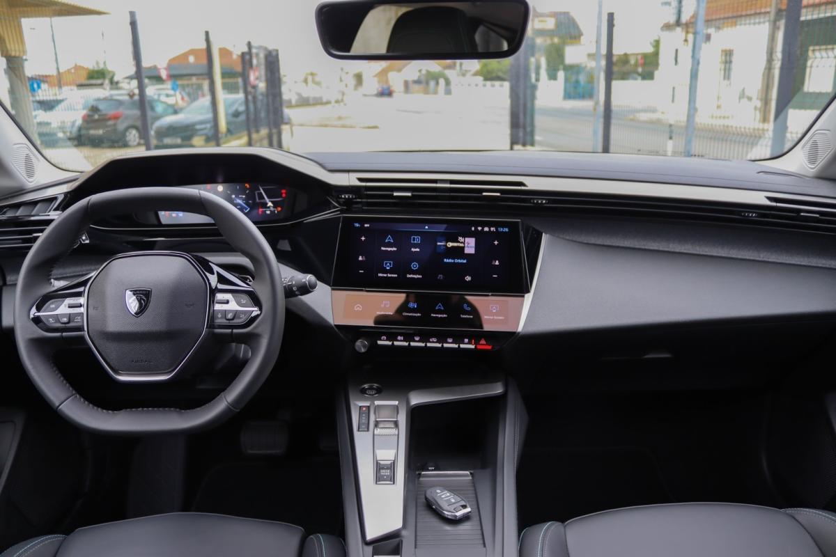 peugeot-308-sw-2024-gasolina-1199cc