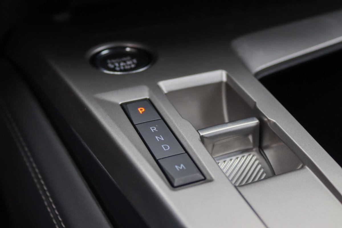 peugeot-308-sw-2024-gasolina-1199cc