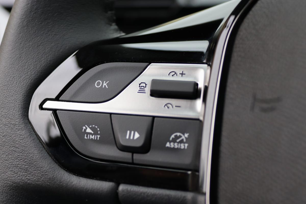 peugeot-308-sw-2024-gasolina-1199cc