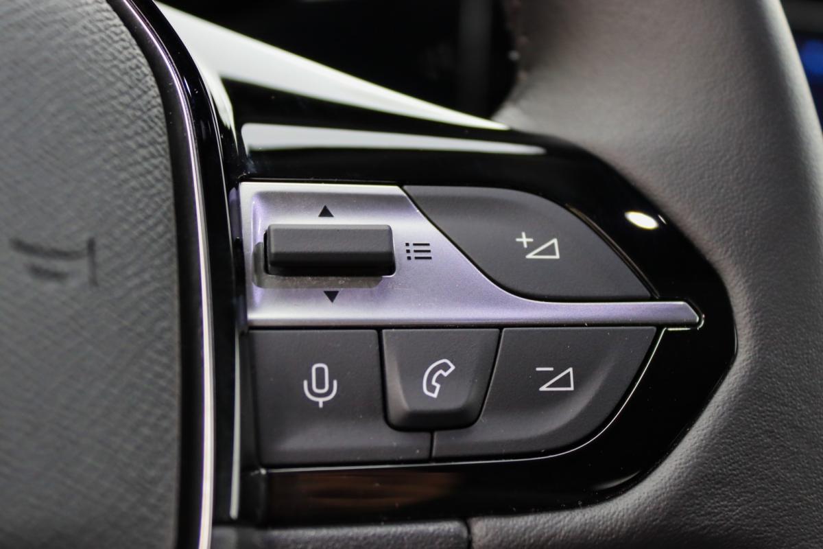 peugeot-308-sw-2024-gasolina-1199cc